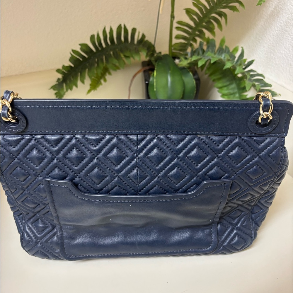 Tory Burch Navy Marion Quilted Bag - Picture 12 of 14